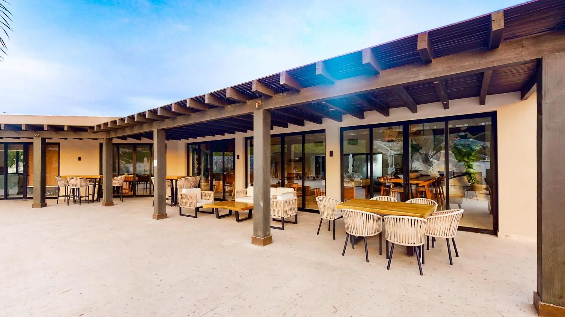 Apartment Tramonti Moreli #104 Cabo San Lucas